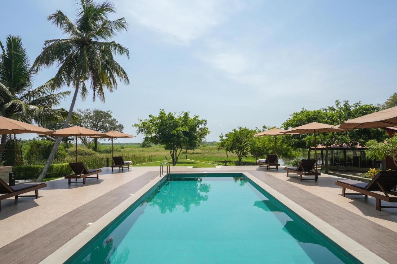 Malala Retreat Hotel Hambantota Bagian luar foto